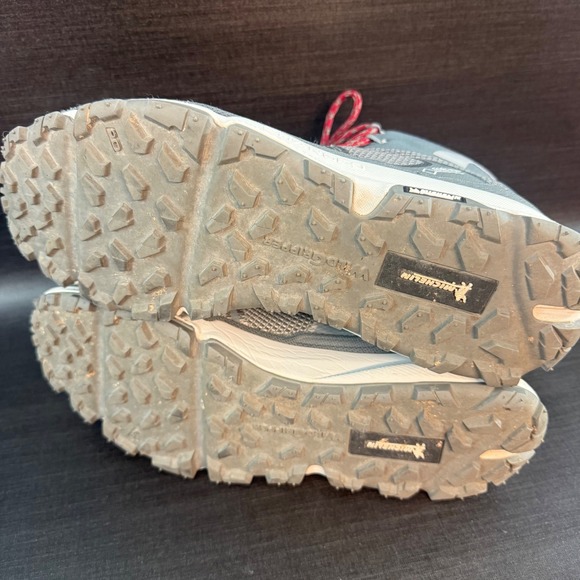 Under Armour‎ Charged Verge 2.0 Women's 9.5 Gore-Tex Hiking Trail Gray Red Boots - Picture 6 of 12